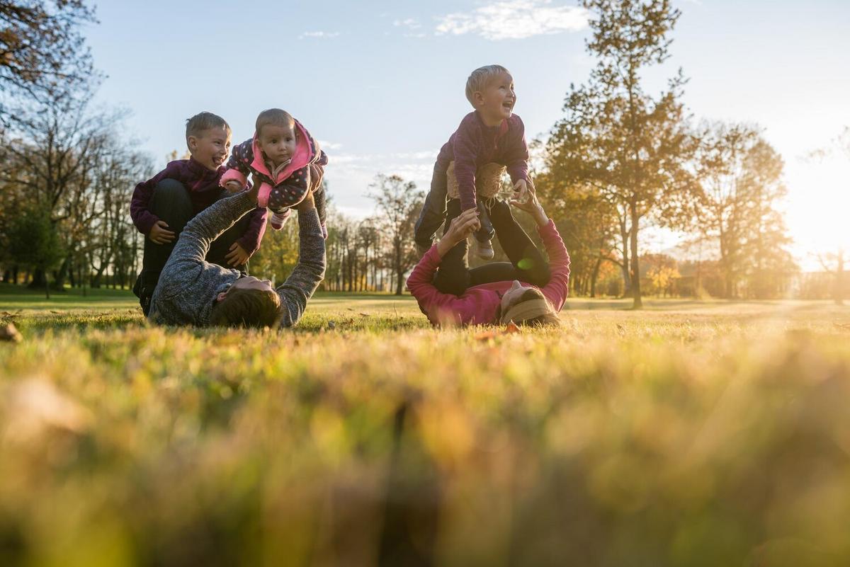 Managing Screen Time for Kids: Balancing Digital and Real Life
