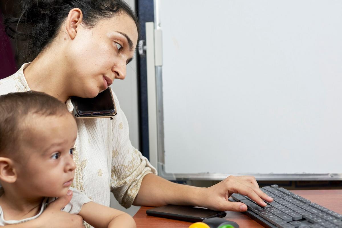 Virtual Nannies: The Rise of Digitized Childcare Solutions